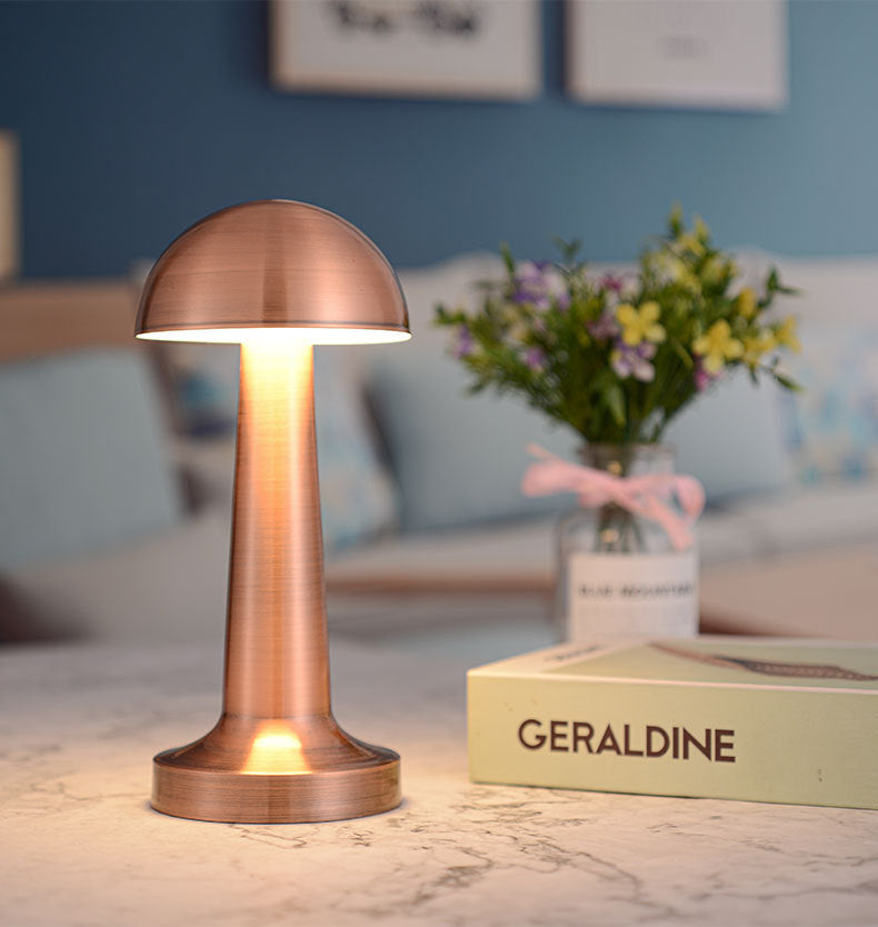 Mushroom™ cordless Table Lamp